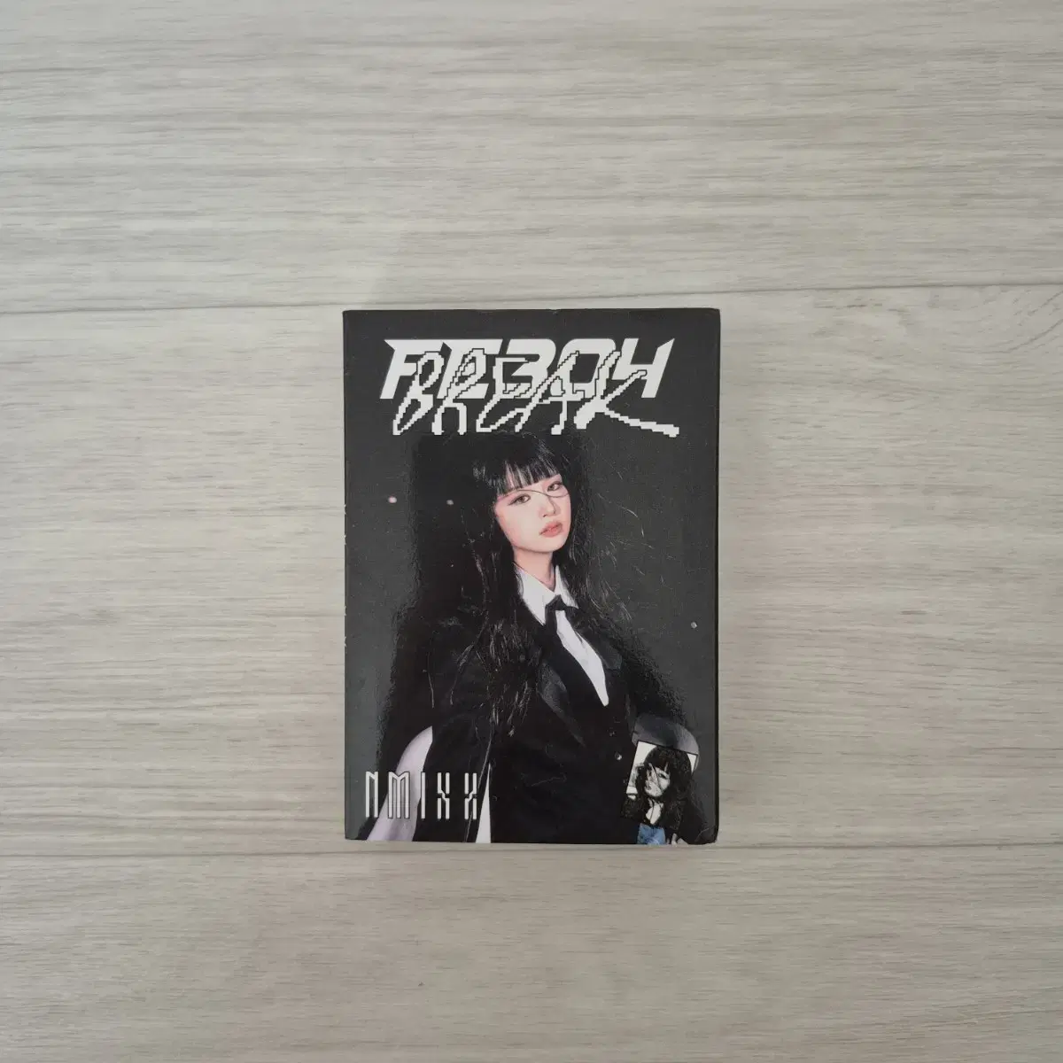 NMIXX | 엔믹스 NMIXX Kkmp3 Shell Ver WTS on Bunjang Global Site.